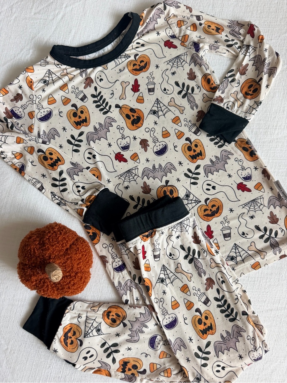 Kids Halloween Pajama Set Long Sleeve Bamboo Set by Sunny + Mama 2T